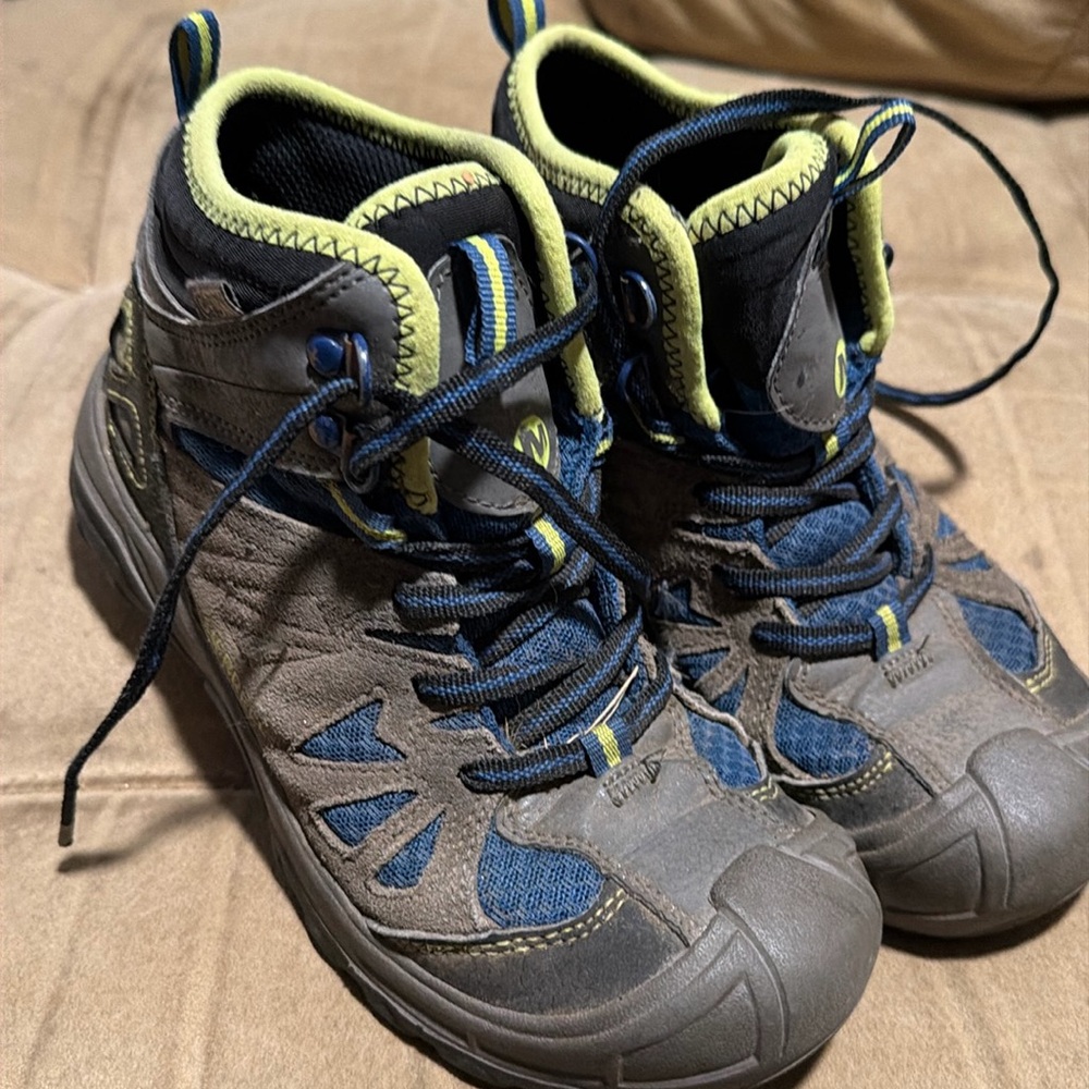 Merrell kids hiking boots